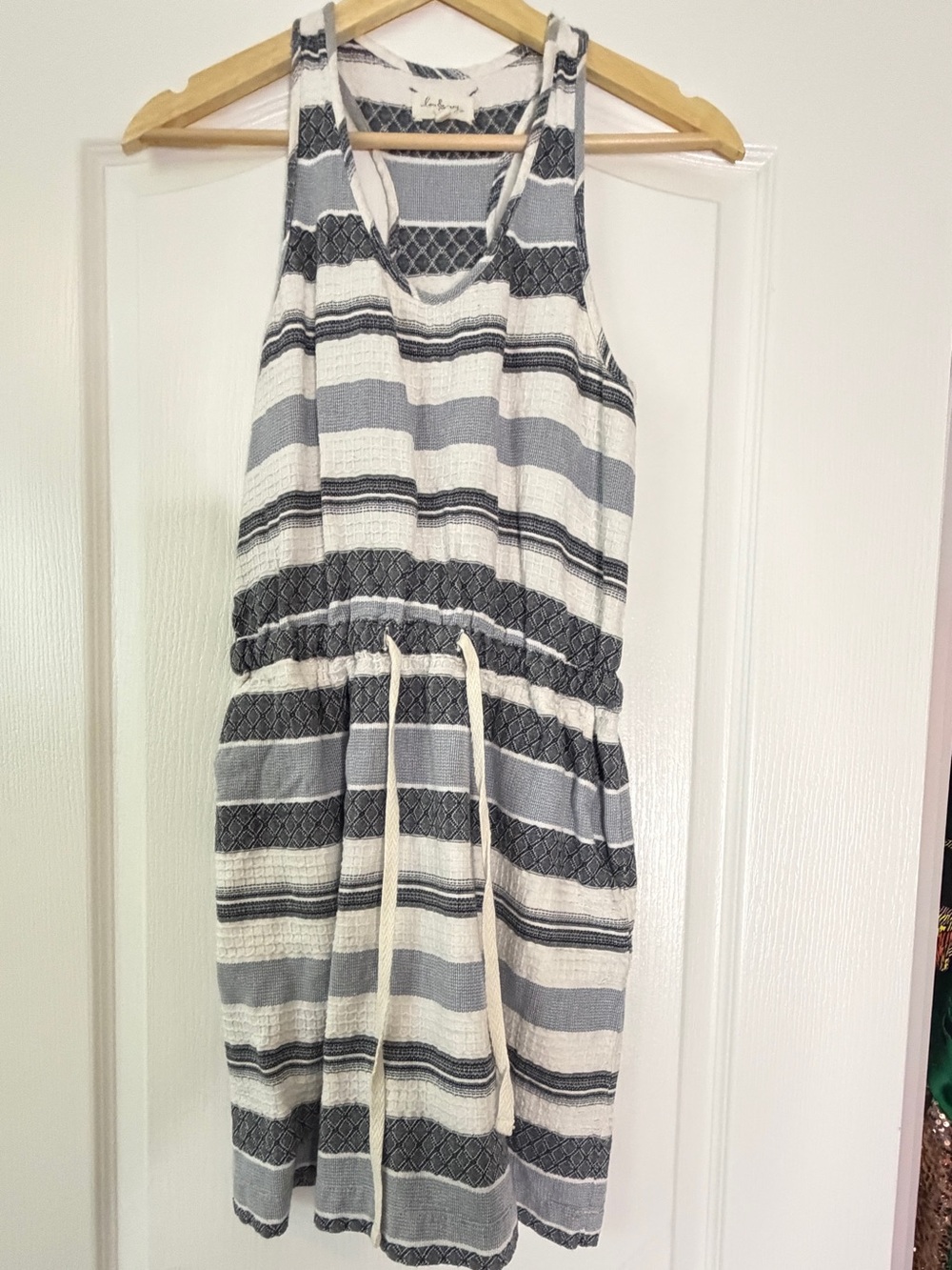 Lou & Grey Striped Mini Dress in White and Gray Size XS